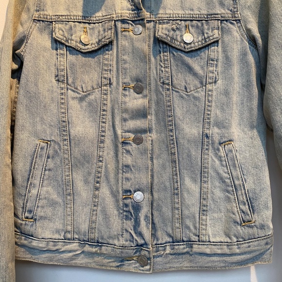 The Gap Jean Jacket - Picture 2 of 5